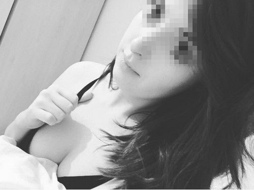 Meuf cool cherche relation discrète et chaude dans le 93