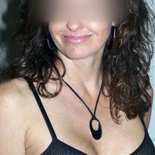 Amanda, femme mariée du 94 cherche un moment sexy tout en secret