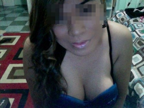 Beurette active avec gode à Melun pour homme bi