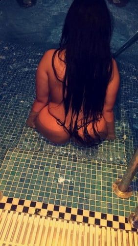 Coquine ébène recherche complice