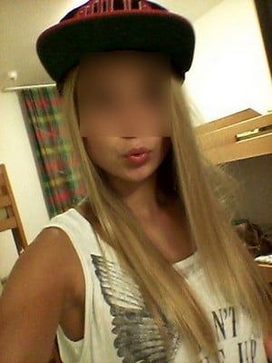 Etudiante cherche plan sexe avec vieux monsieur parisien