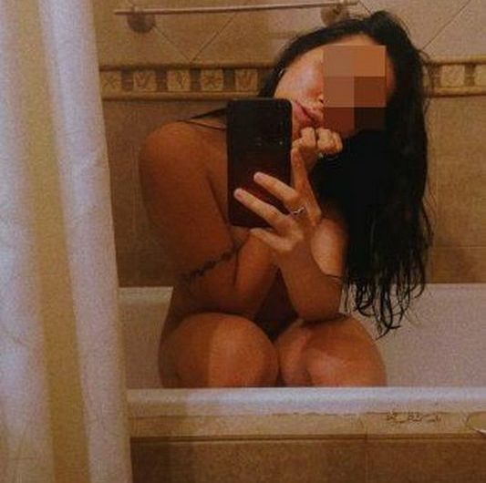F divorcée en manque de mecs (Paris 16)