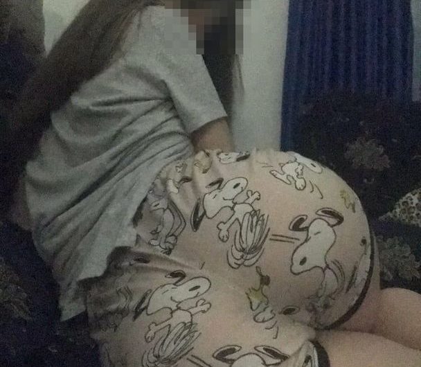 Plan cul : Parisienne nympho cherche black à grosse bite sans tabou