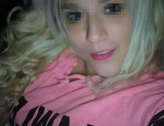Annonce de rencontre sur Paris 2 avec Lilou, blondinette libertine