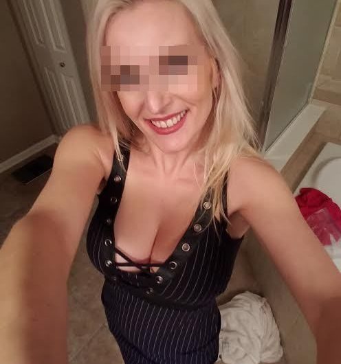 Lola, nymphomane parisienne cherche plan échangiste pour une soirée torride