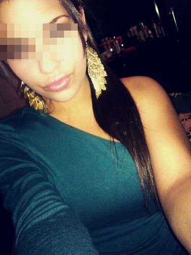 Meuf rebeu nouvelle dans le 93 ch rencontre coquine à Saint-Denis