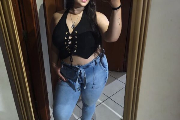 Latina caliente cherche un nouveau PQR à Villepinte