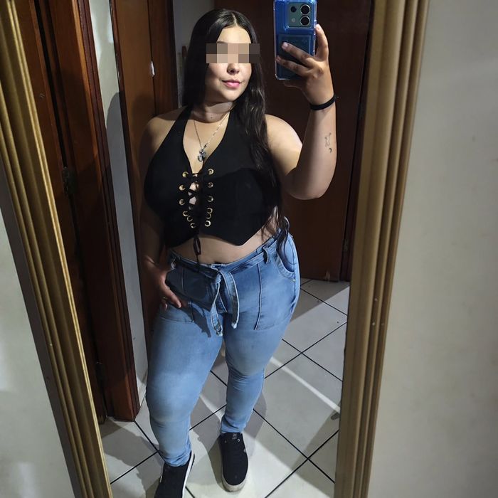Latina caliente cherche un nouveau PQR à Villepinte